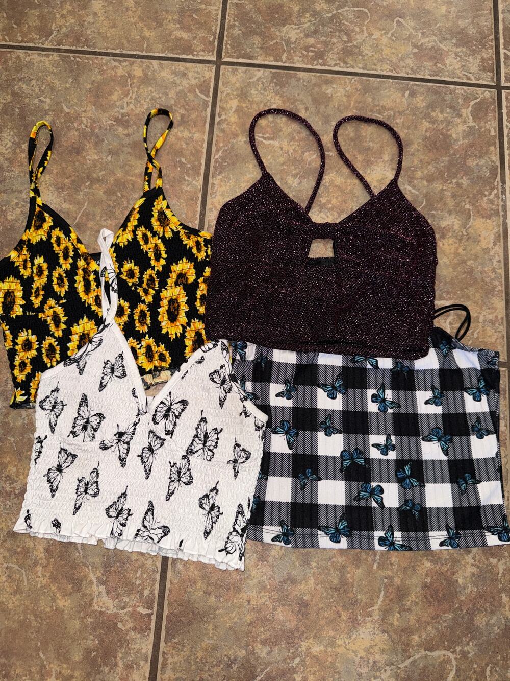 [Lot of 4] Rue 21 S/M Cropped Tank Tops Cami Y2K